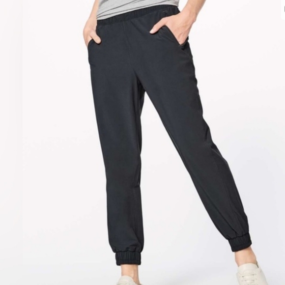 Lululemon Get There Pants Sz2 Stretch Pull On 25